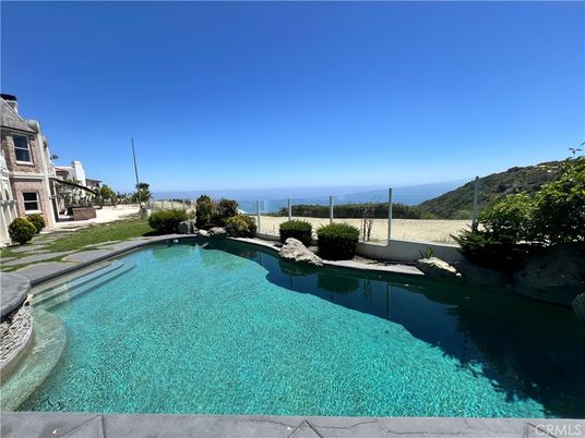 Exterior, Pool, Water