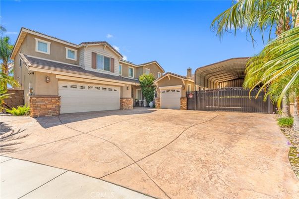 Attached, Detached Garage, Exterior, Facade, Mediterranean