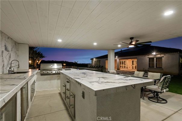 Exterior, Recessed Lighting