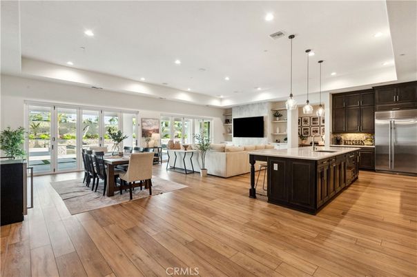 Dining room, Interior, Kitchen, Living room, Pendant Lights, Recessed Lighting, Stainless Steel Appliances, Wood Texture Flooring