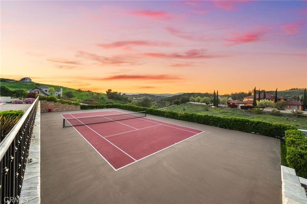 Exterior, Tennis Courts