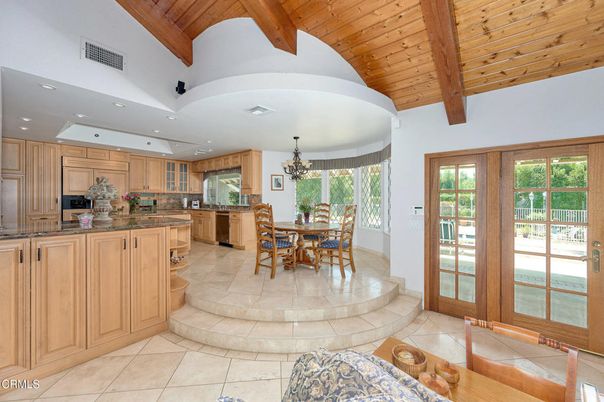 Chandelier, Dining room, Interior, Kitchen, Recessed Lighting, Stainless Steel Appliances, Wooden Beams, Wooden Ceilings