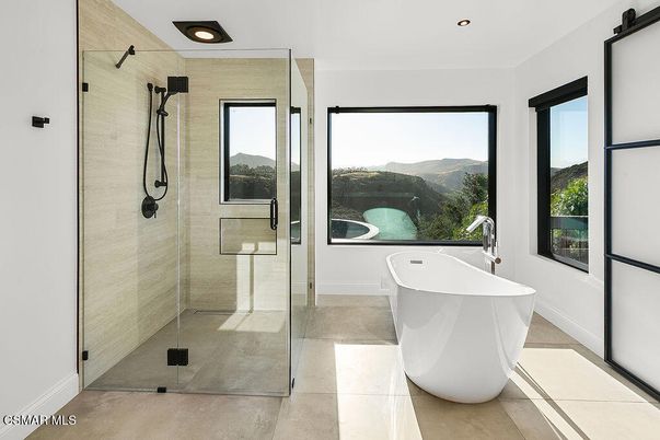 Bathroom, Free Standing Baths, Glass Shower, Interior, Recessed Lighting