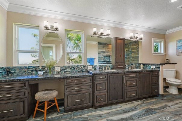 Bathroom, Dual Sink Vanities, Interior, Wood Texture Flooring
