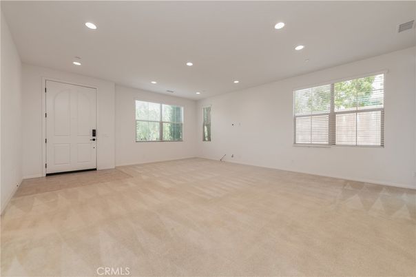 Empty room, Interior, Recessed Lighting