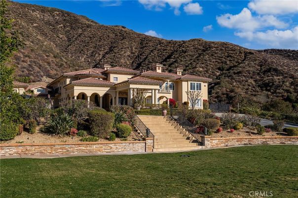 Backyard, Exterior, Facade, Mediterranean