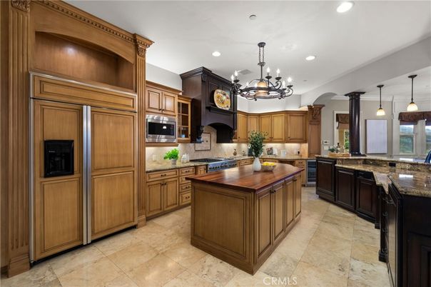 Chandelier, Interior, Kitchen, Pendant Lights, Recessed Lighting, Stainless Steel Appliances
