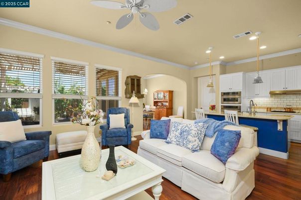 Dining room, Interior, Kitchen, Living room, Pendant Lights, Recessed Lighting, Stainless Steel Appliances, Wood Texture Flooring