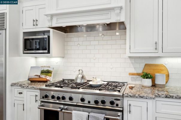 Interior, Kitchen, Stainless Steel Appliances