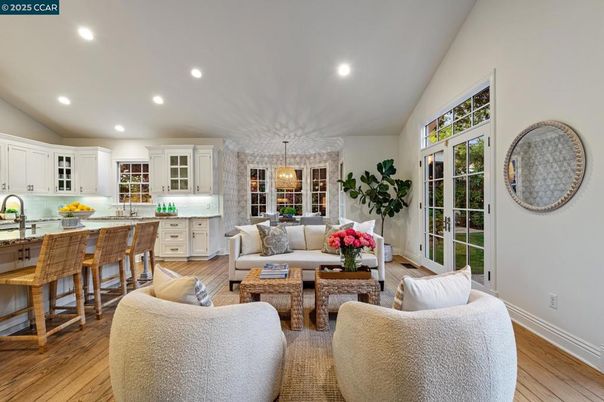 Interior, Kitchen, Living room, Pendant Lights, Recessed Lighting, Wood Texture Flooring