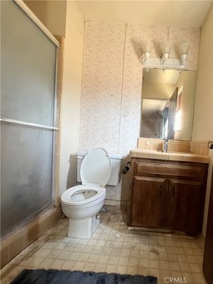 Bathroom, Interior, Tile Countertops