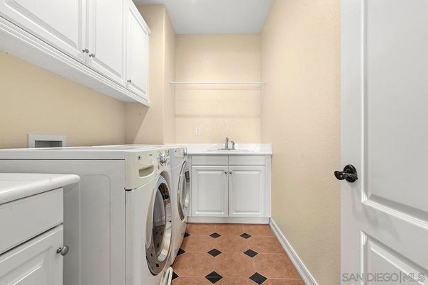 Interior, Recessed Lighting, Washer