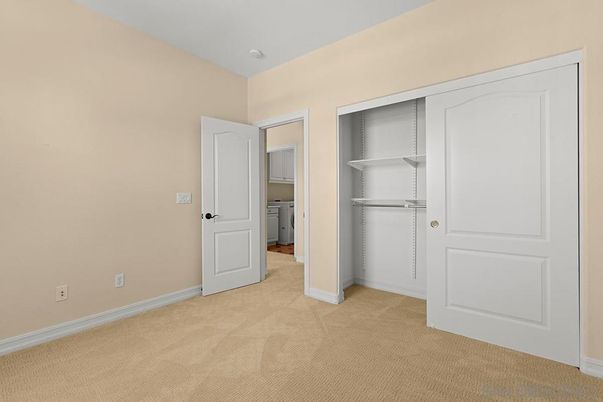 Empty room, Interior, Washer