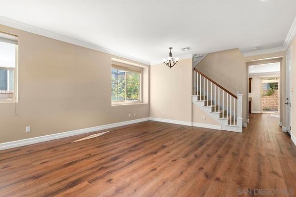 Chandelier, Empty room, Interior, Wood Texture Flooring