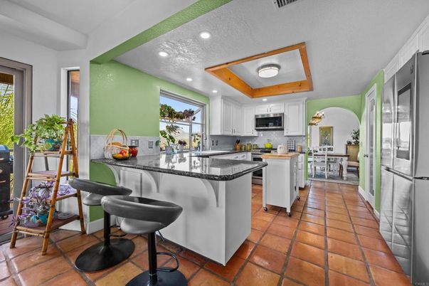 Dining room, Interior, Kitchen, Recessed Lighting
