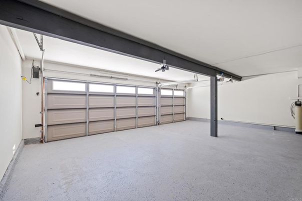 Garage, Interior