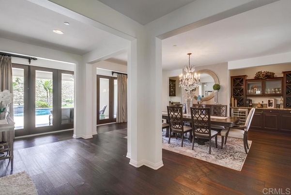 Chandelier, Dining room, Interior, Recessed Lighting, Wood Texture Flooring