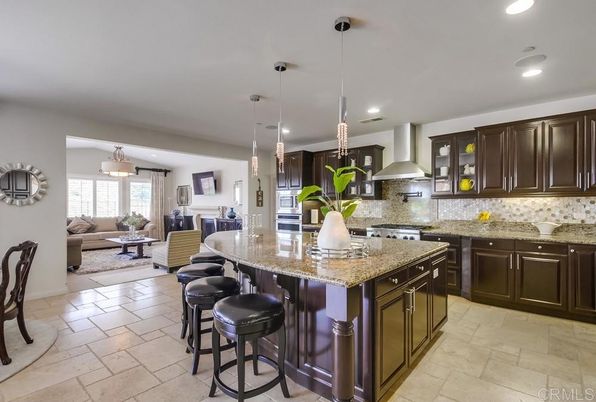 Interior, Kitchen, Living room, Pendant Lights, Recessed Lighting, Stainless Steel Appliances