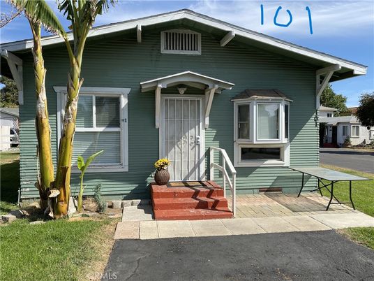 Exterior, Facade, American Craftsman