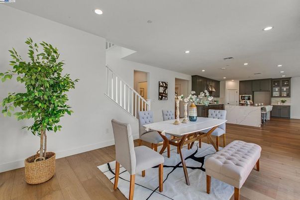 Dining room, Interior, Kitchen, Recessed Lighting, Wood Texture Flooring