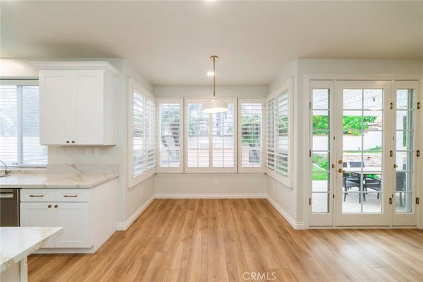Interior, Kitchen, Pendant Lights, Wood Texture Flooring
