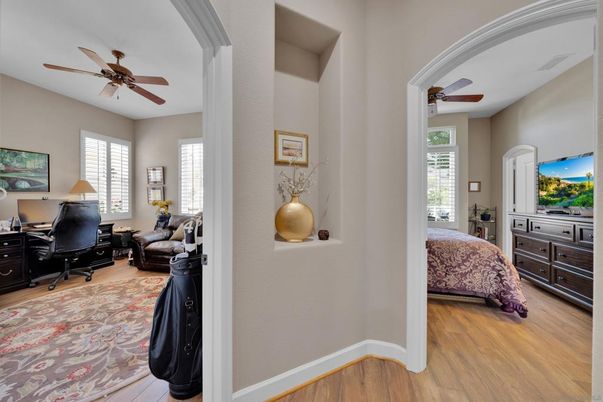 Bedroom, Home Office, Interior, Wood Texture Flooring