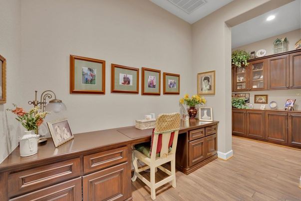 Home Office, Interior, Recessed Lighting, Wood Texture Flooring