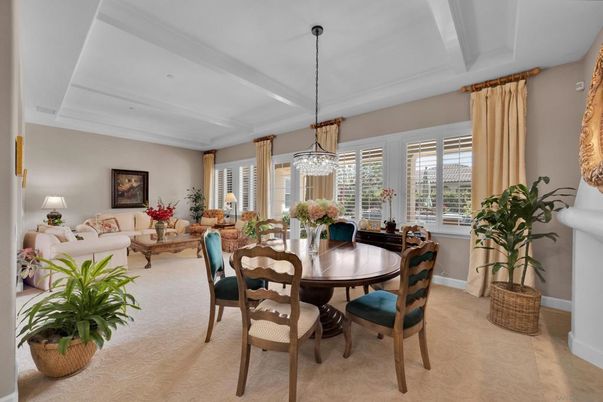 Dining room, Interior, Living room, Pendant Lights
