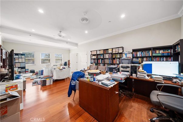 Home Office, Interior, Recessed Lighting, Wood Texture Flooring