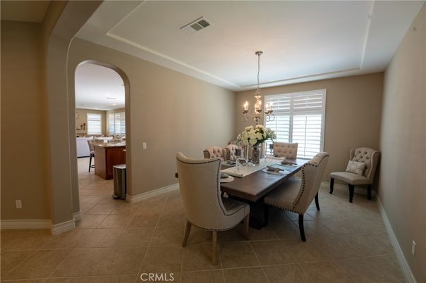 Chandelier, Dining room, Interior
