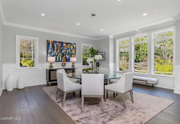 Dining room, Interior, Recessed Lighting, Wood Texture Flooring