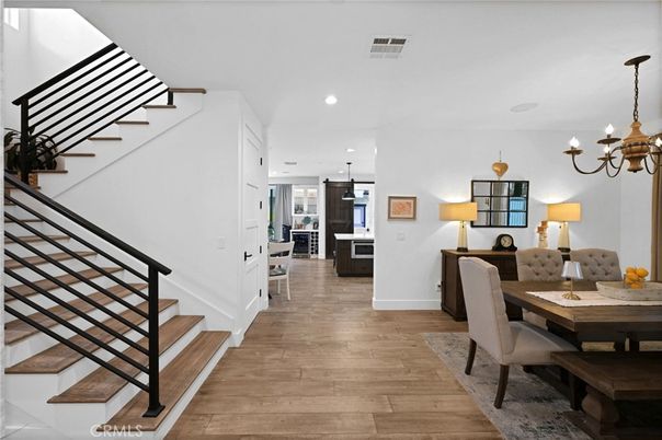 Dining room, Interior, Kitchen, Pendant Lights, Recessed Lighting, Wood Texture Flooring