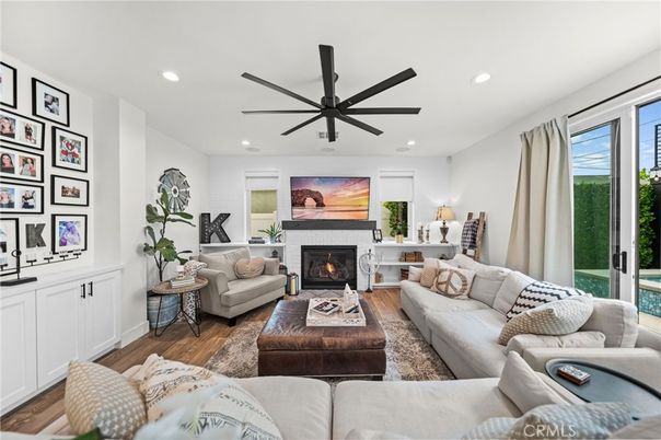 Fireplace, Interior, Living room, Recessed Lighting, Wood Texture Flooring