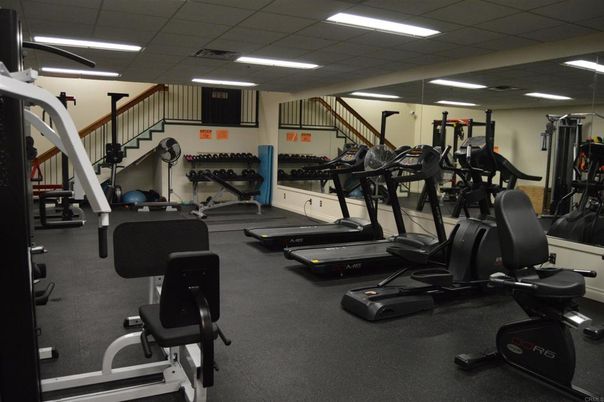 Fitness Equipment, Interior, Recessed Lighting