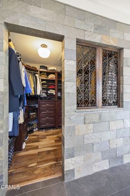 Interior, Stone Walls, Walk-in Closets, Wood Texture Flooring