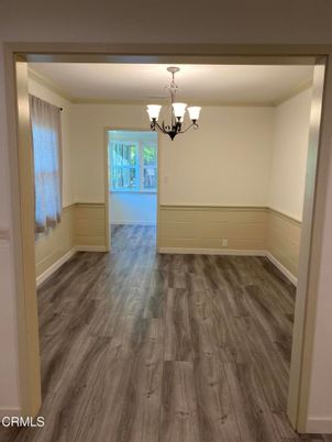 Chandelier, Empty room, Interior, Wood Texture Flooring