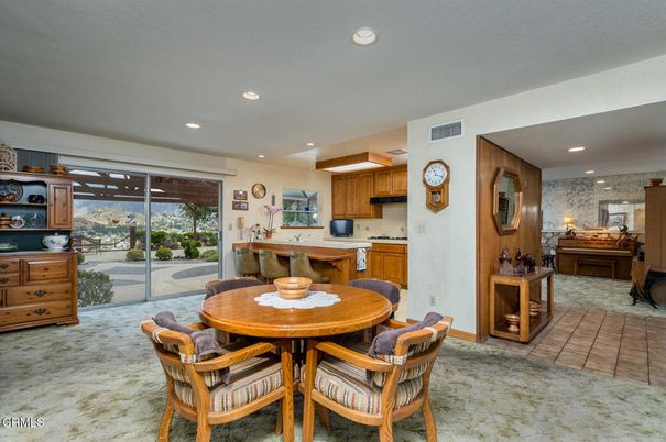Dining room, Interior, Kitchen, Recessed Lighting
