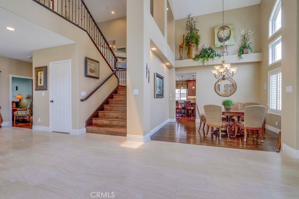 Chandelier, Dining room, Interior, Recessed Lighting, Wood Texture Flooring
