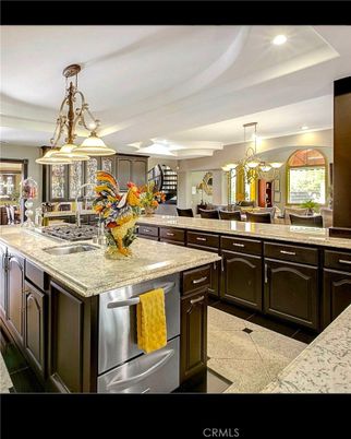 Chandelier, Dining room, Interior, Kitchen, Recessed Lighting, Stainless Steel Appliances