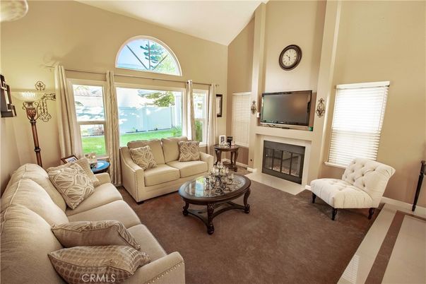 Fireplace, Interior, Living room