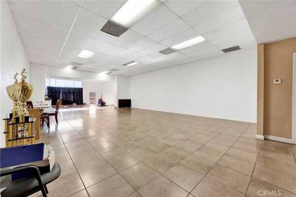 Dining room, Interior, Recessed Lighting