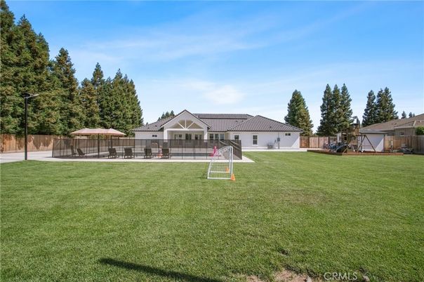 Backyard, Exterior, Playground