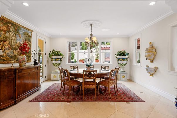 Chandelier, Dining room, Interior, Pendant Lights, Recessed Lighting