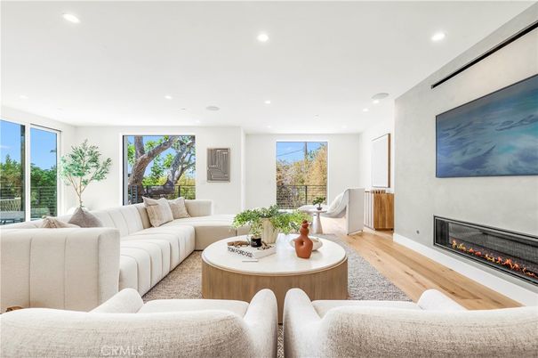 Fireplace, Interior, Living room, Recessed Lighting, Wood Texture Flooring