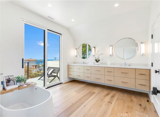Bathroom, Dual Sink Vanities, Free Standing Baths, Interior, Recessed Lighting, Water, Wood Texture Flooring