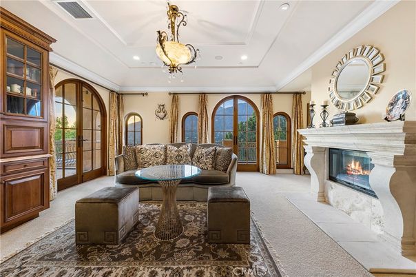 Fireplace, Interior, Living room, Pendant Lights, Recessed Lighting