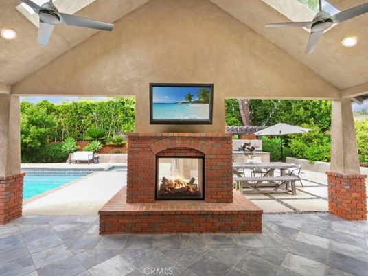 Exterior, Fireplace, Pool