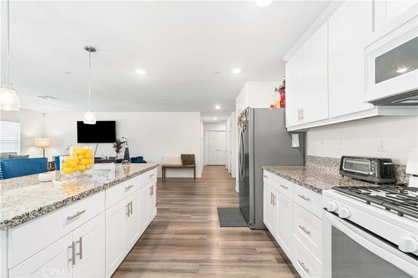 Interior, Kitchen, Pendant Lights, Recessed Lighting, Wood Texture Flooring