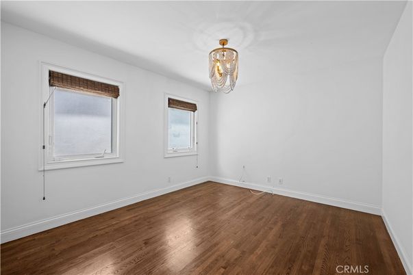 Chandelier, Empty room, Interior, Wood Texture Flooring