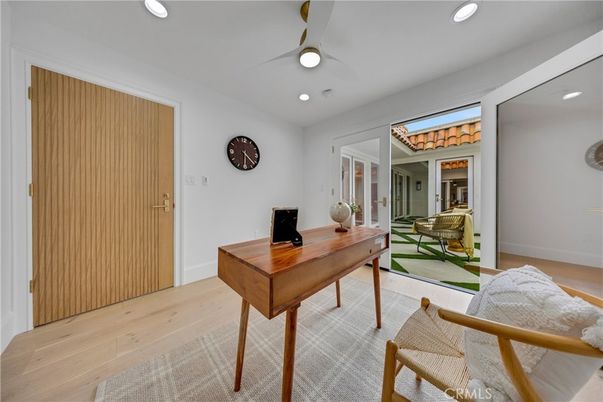 Home Office, Interior, Recessed Lighting, Wood Texture Flooring